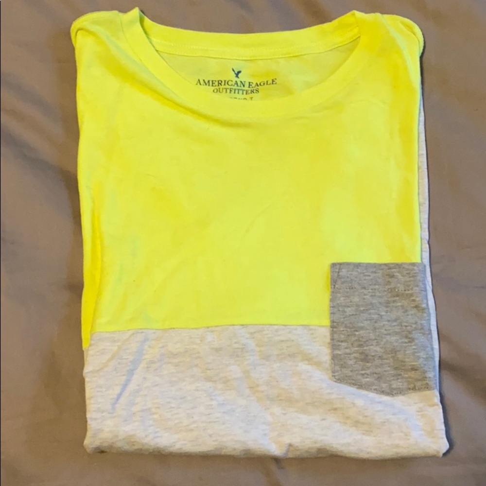 Block tshirt with pocket